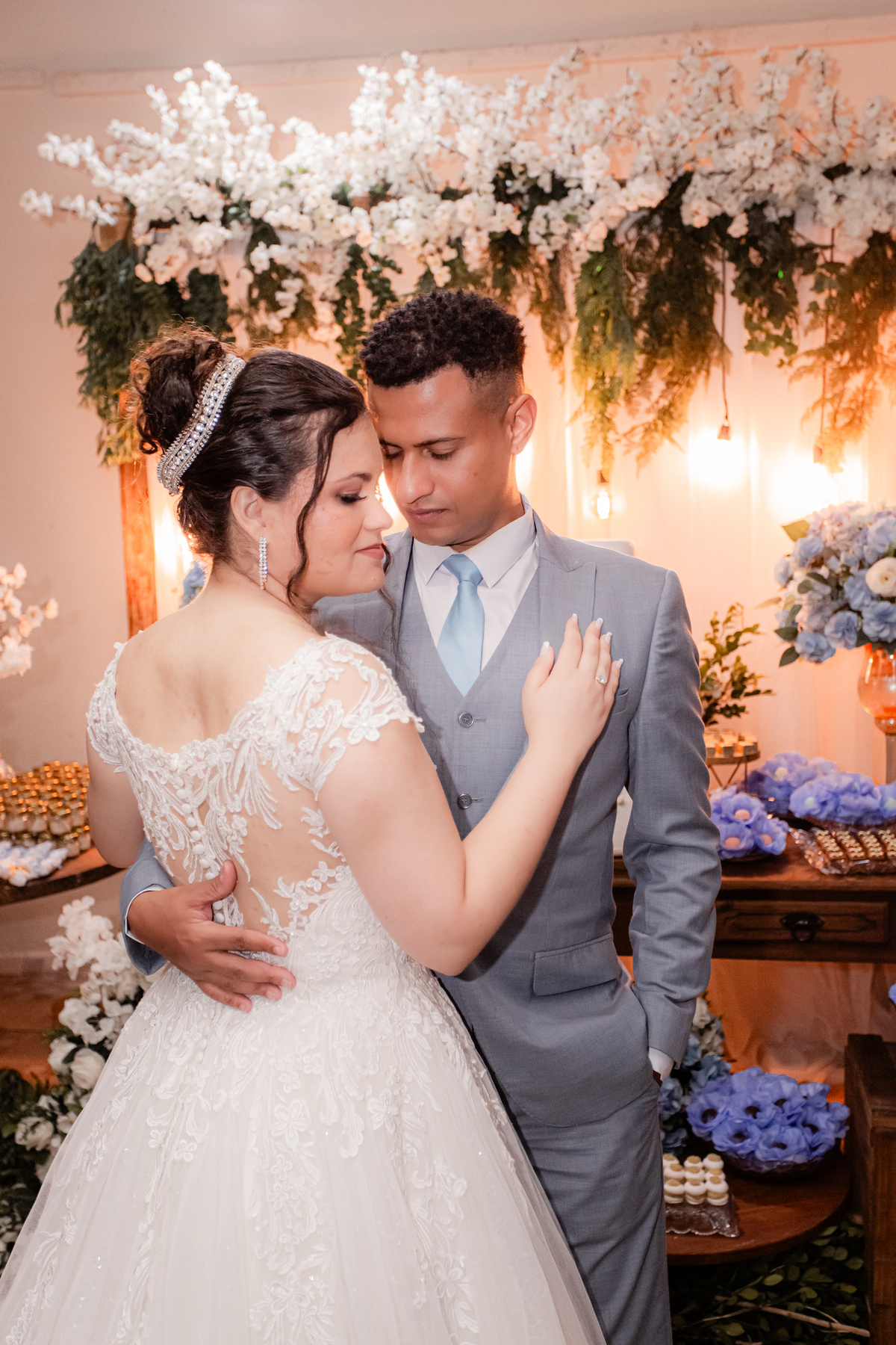 Cerimônia casamento vestido de noiva ensaio casal