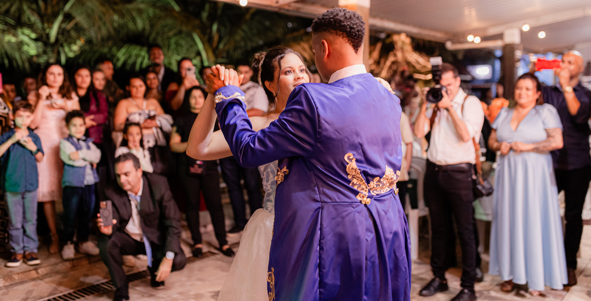 dança dos noivos casamento festa