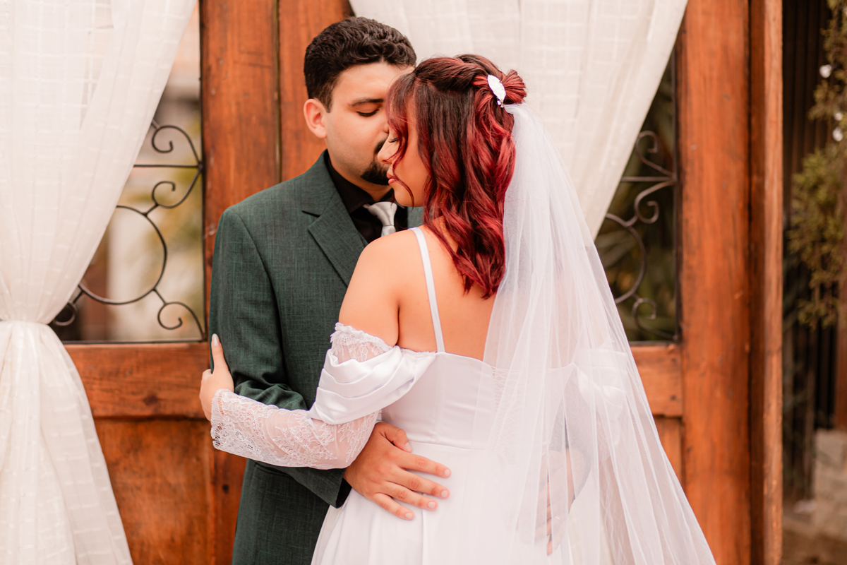 Casamento noiva alegria emoção amor