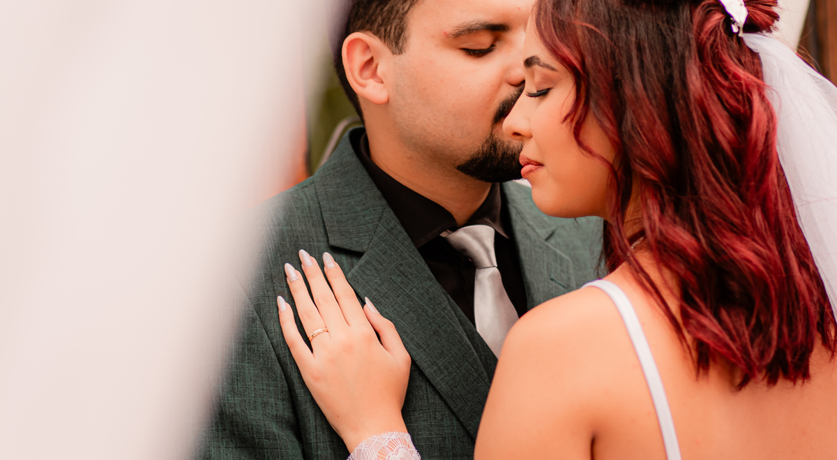 Casamento noiva alegria emoção amor