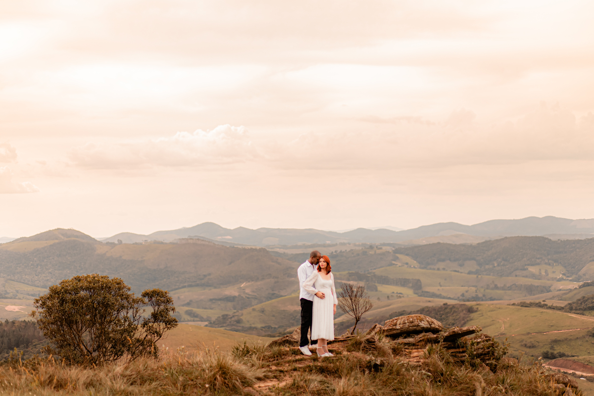 Ensaio Fotográfico Pré Wedding Casal Noivos Casamento Campo Inesquecível Volta Redonda Barra Mansa Rio de Janeiro