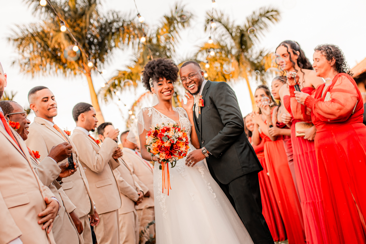 Casamento Por do Sol Amor Noivos Vestido de noiva Emoção Alegria