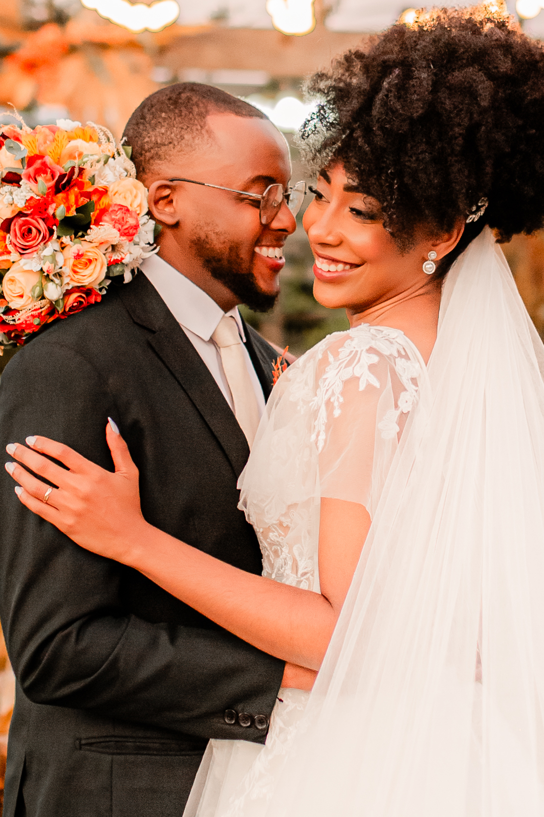 Casamento Por do Sol Amor Noivos Vestido de noiva Emoção Alegria