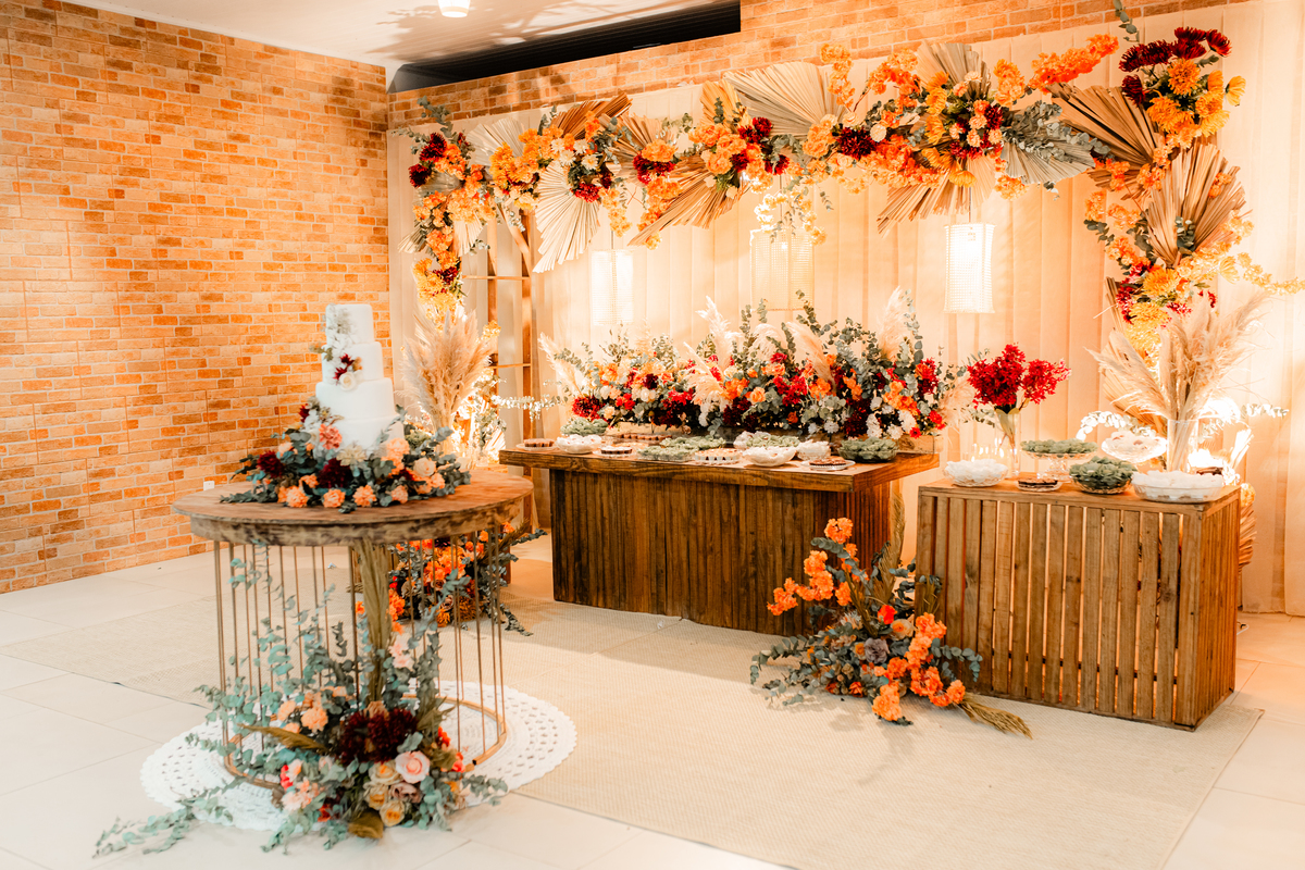 Casamento Por do Sol Amor Noivos Vestido de noiva Emoção Alegria