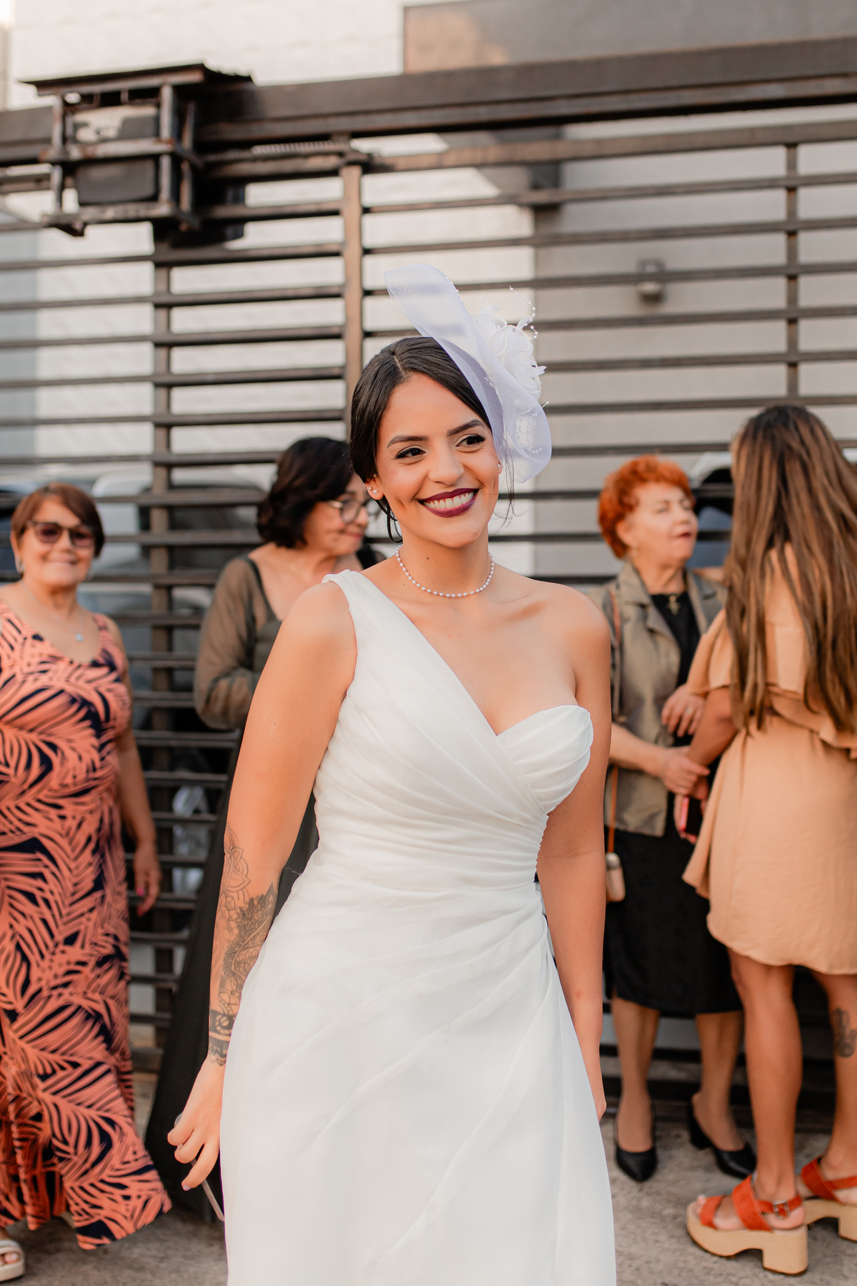 Casamento Civil Noiva Noivos Amor Emoção Vestido de Noiva