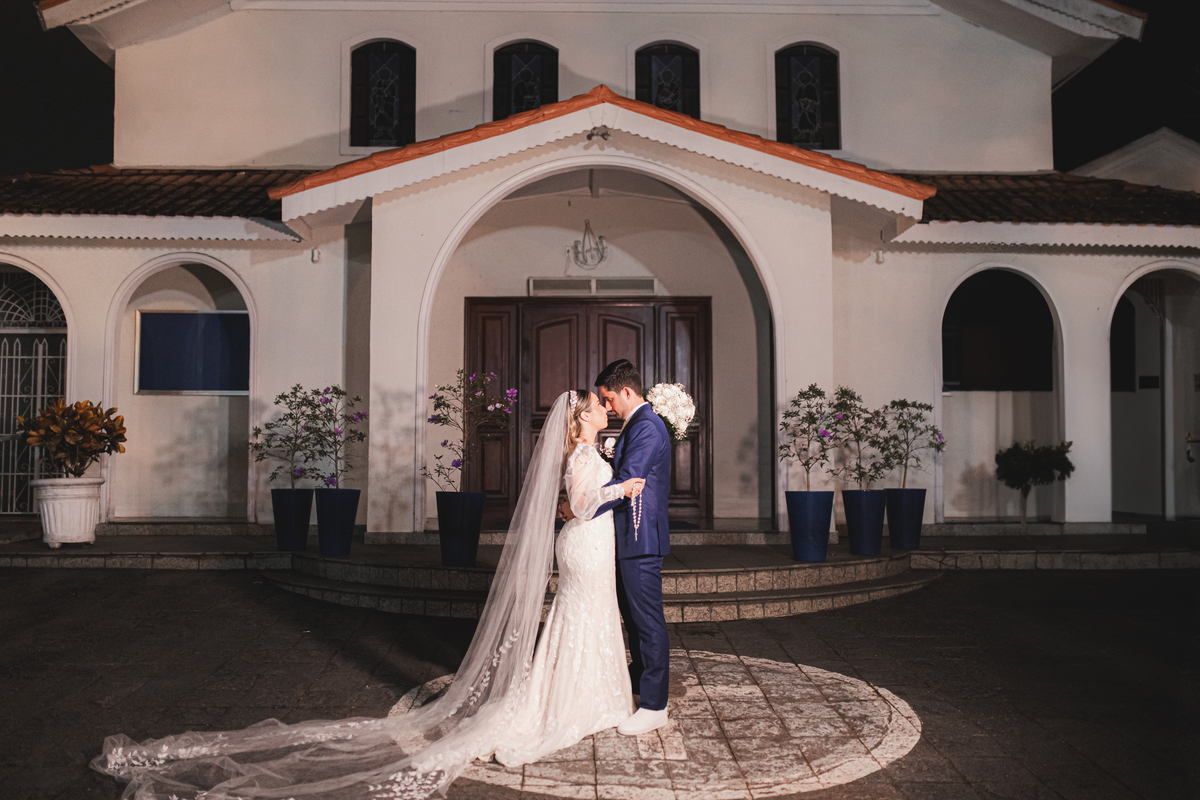 Casamento, Noiva, Emoção, Vestido de Noiva, Casamento, Sorrisos, Inesquecível, Luxo, Igreja, Tradicional, Glamour