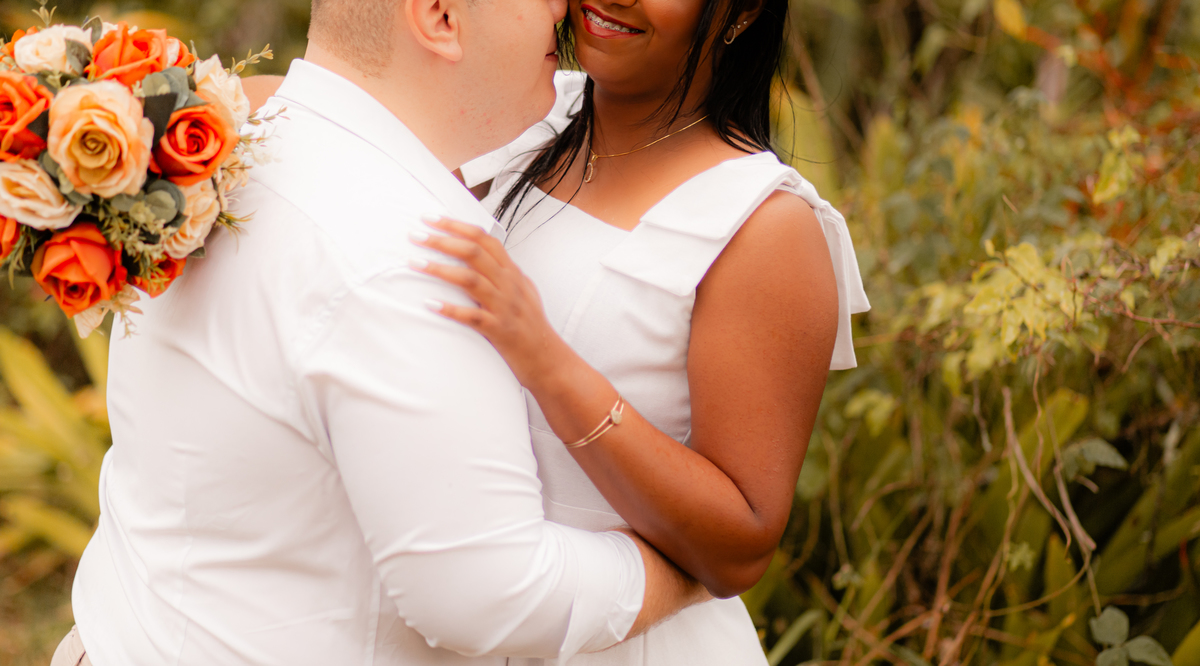 Ensaio Fotográfico na praia, Pré Wedding Praia, Angra dos Reis, amor, carinho, cumplicidade, Noiva, Casamento