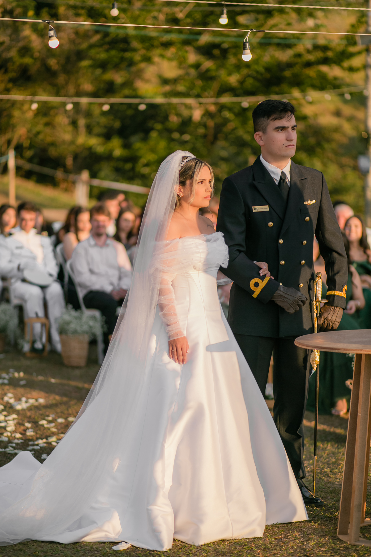Casamento Vestido de Noiva Por do Sol Amor Noivos Montanha Emoção Casamento Luxo
