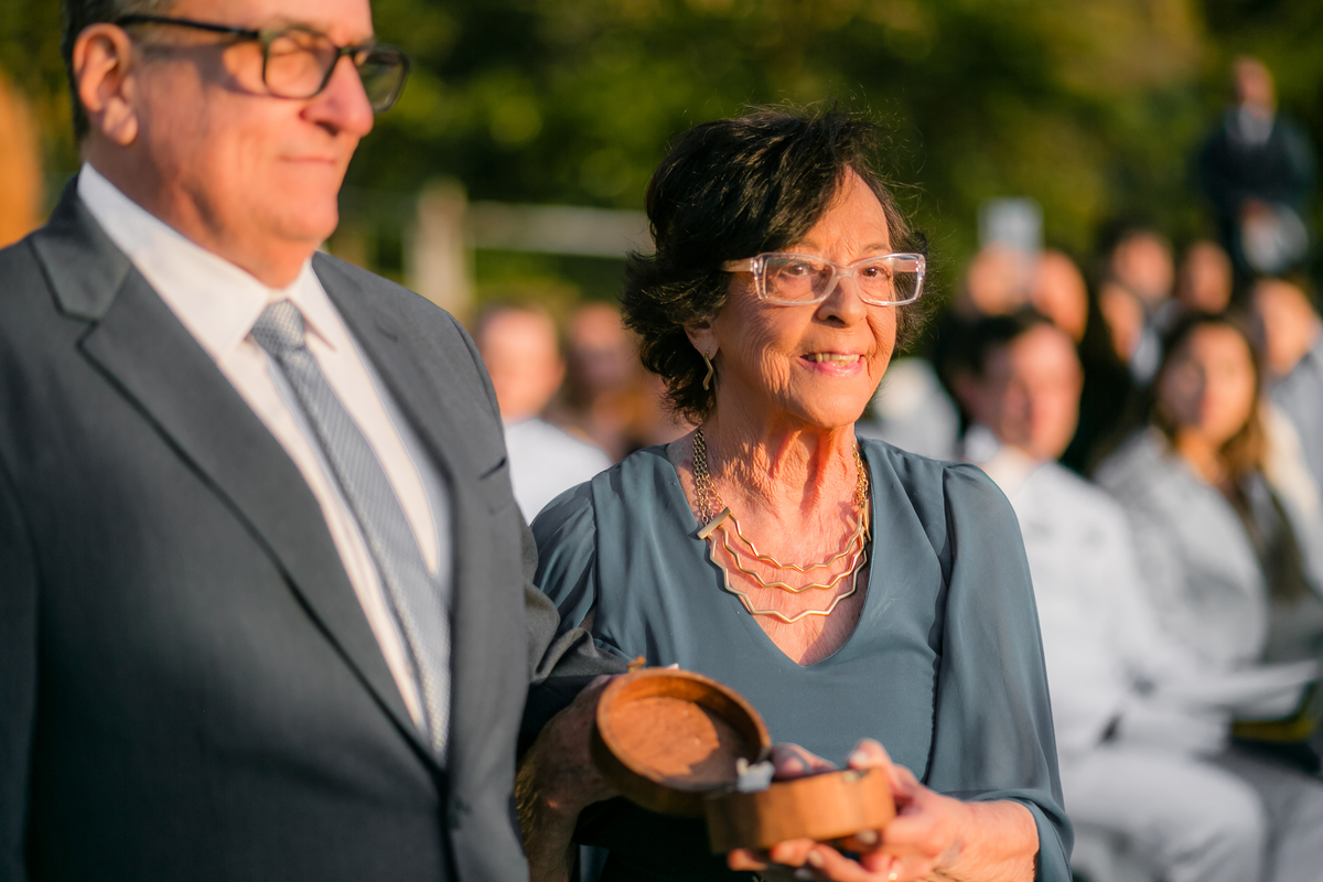 Casamento Vestido de Noiva Por do Sol Amor Noivos Montanha Emoção Casamento Luxo