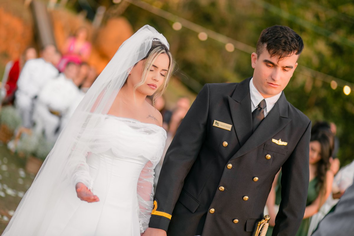Casamento Vestido de Noiva Por do Sol Amor Noivos Montanha Emoção Casamento Luxo