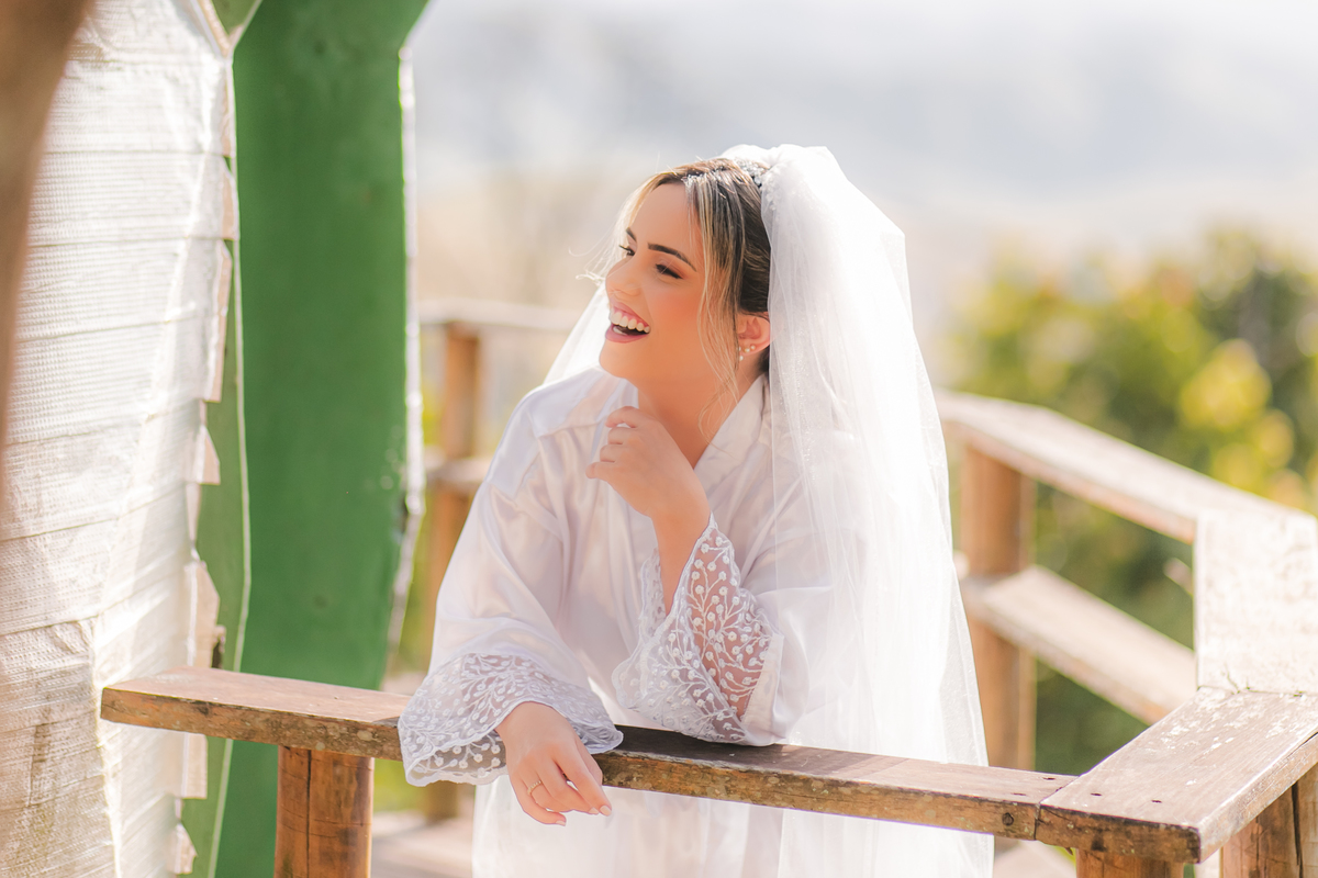 Making Of Casamento Vestido de Noiva Maquiagem Por do Sol Amor Noivos