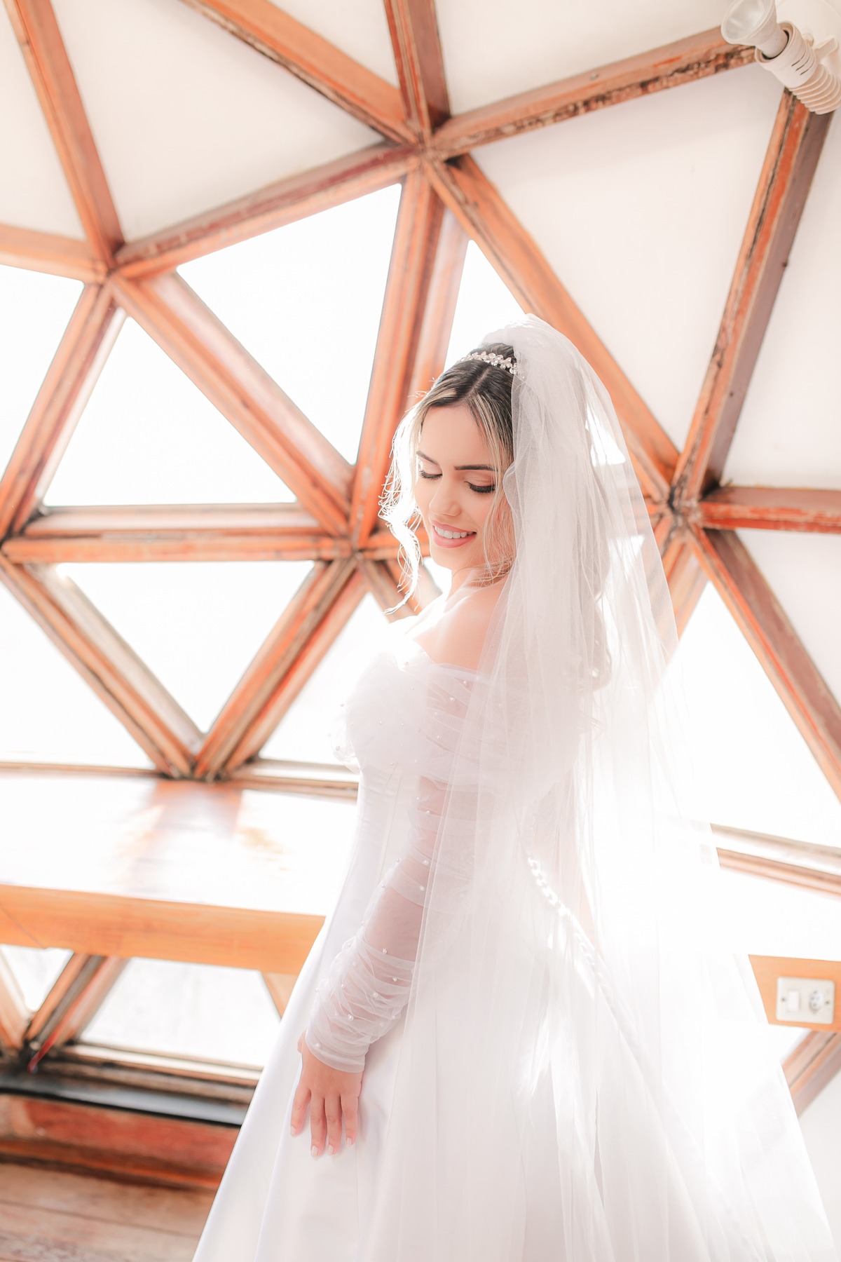 Making Of Casamento Vestido de Noiva Maquiagem Por do Sol Amor Noivos