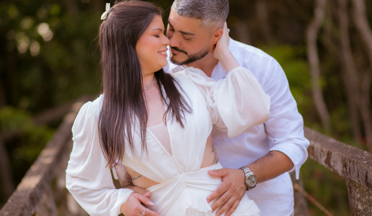 Casamento Noiva amor carinho romance abraços