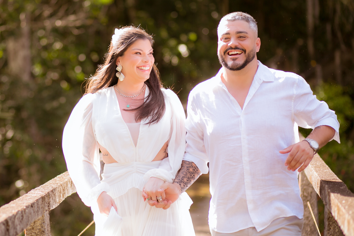 Casamento Noiva amor carinho romance abraços