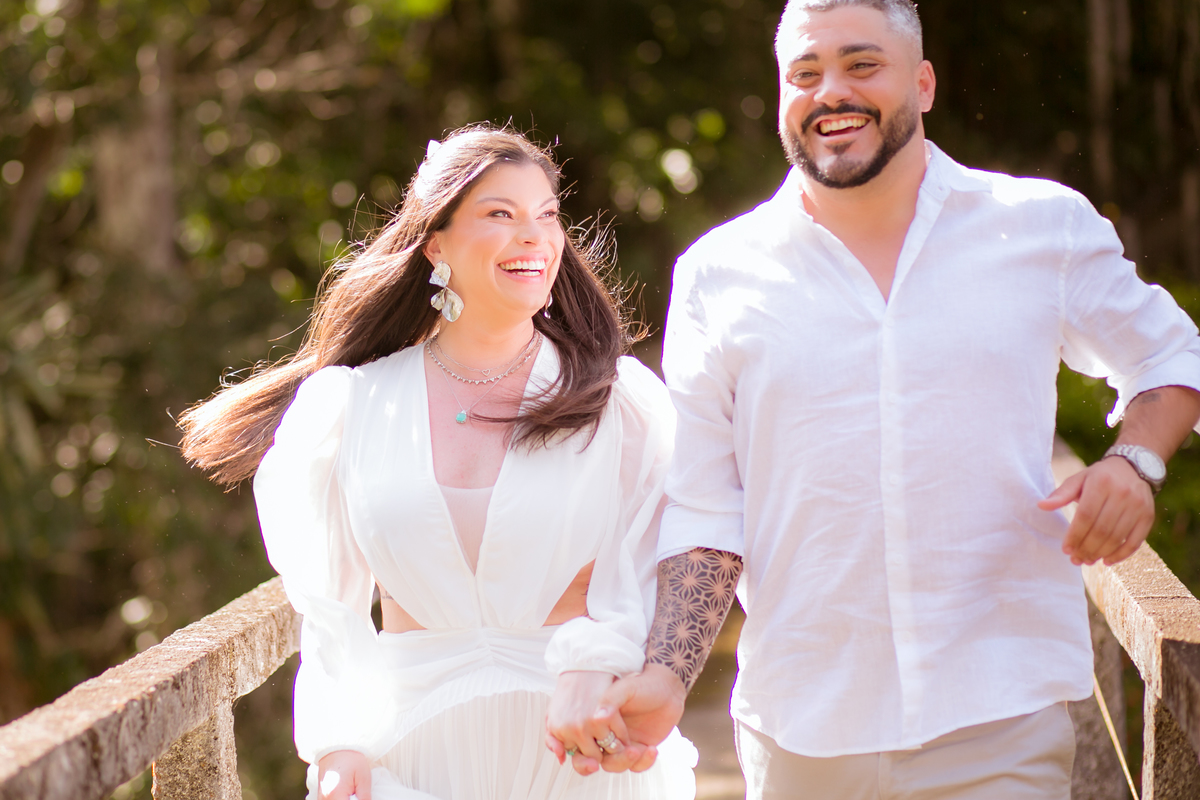 Casamento Noiva amor carinho romance abraços