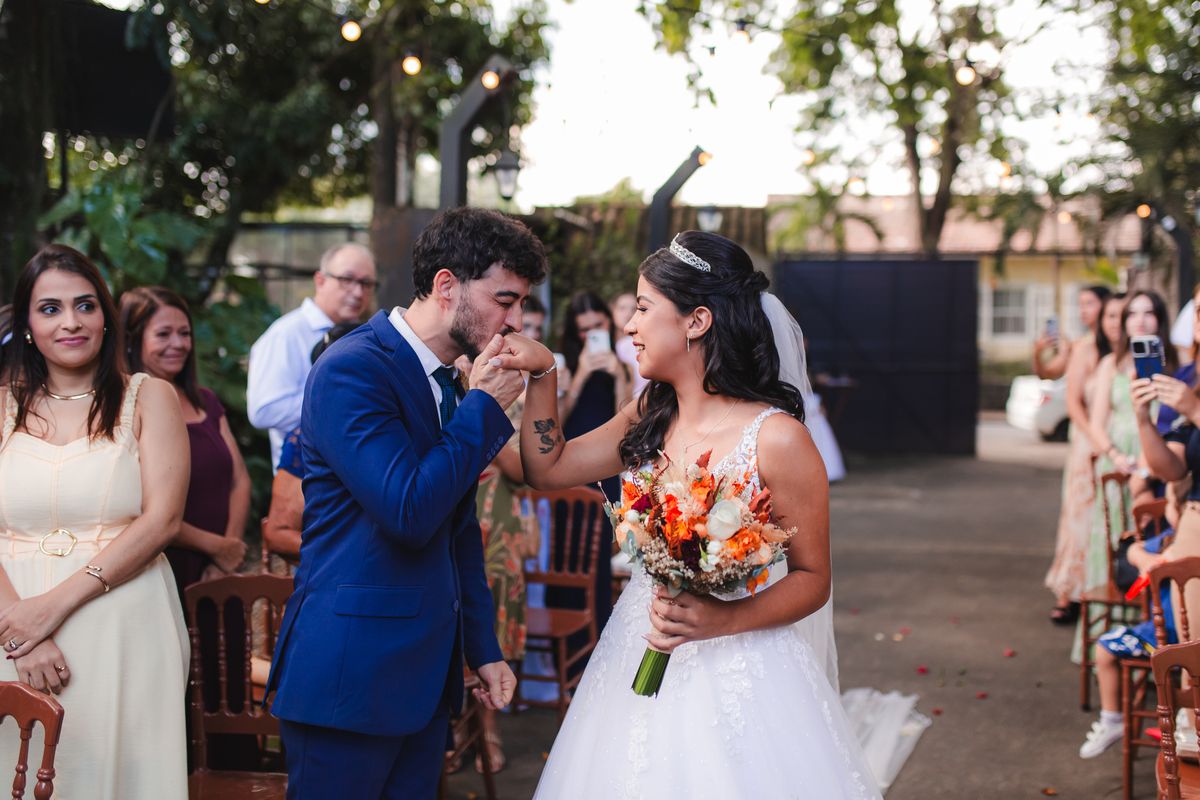 casamento emoção sonho realização noiva noivo olhares amor