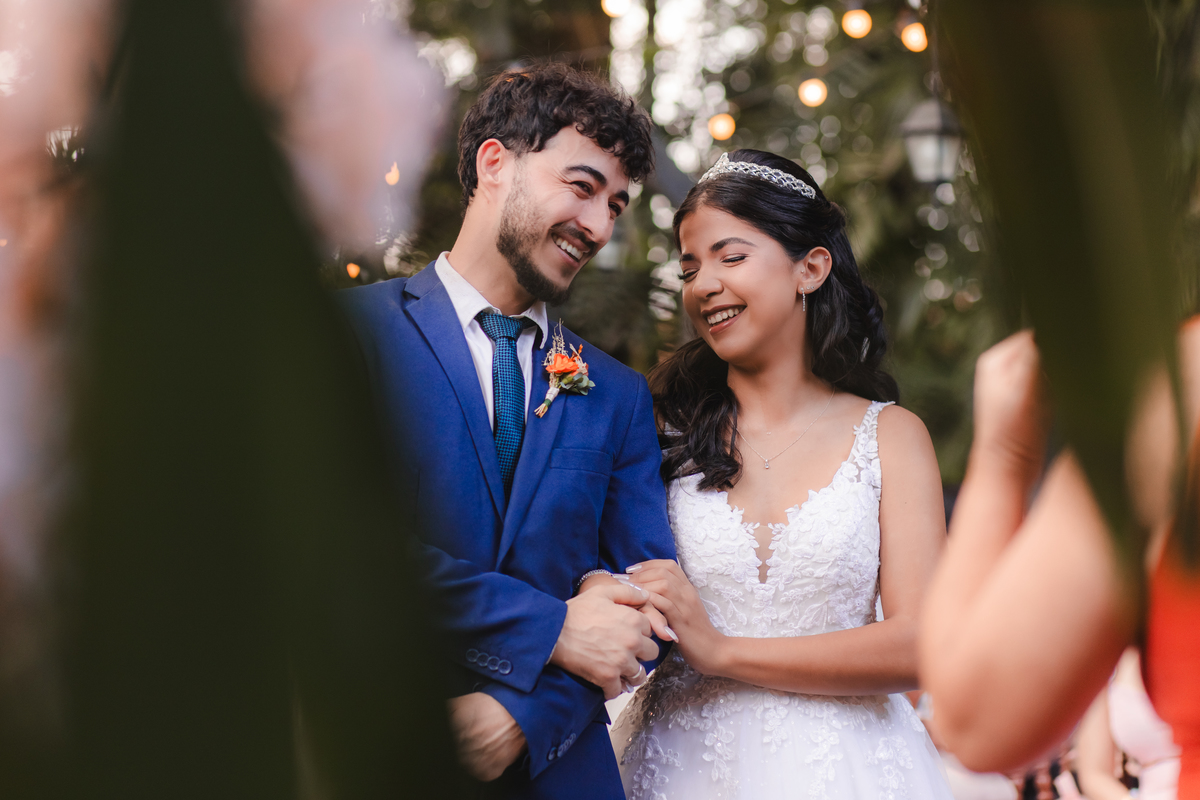 casamento emoção sonho realização noiva noivo olhares amor