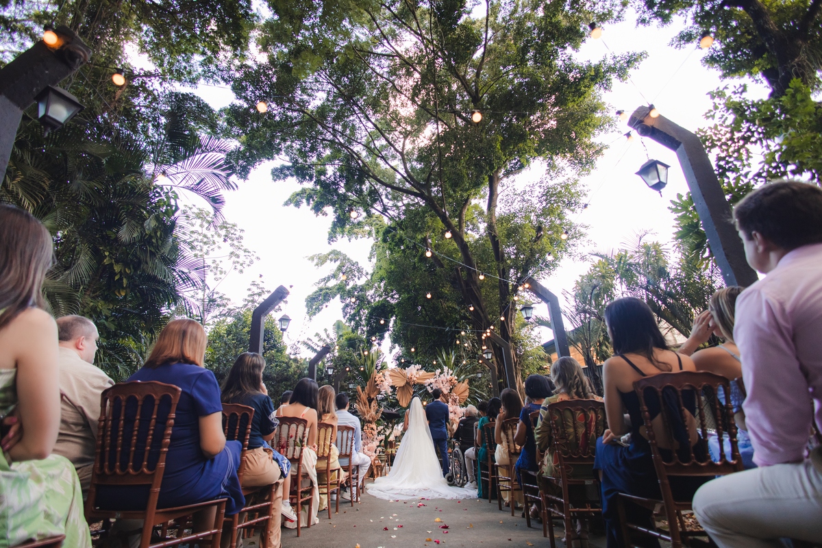 casamento emoção sonho realização noiva noivo olhares amor