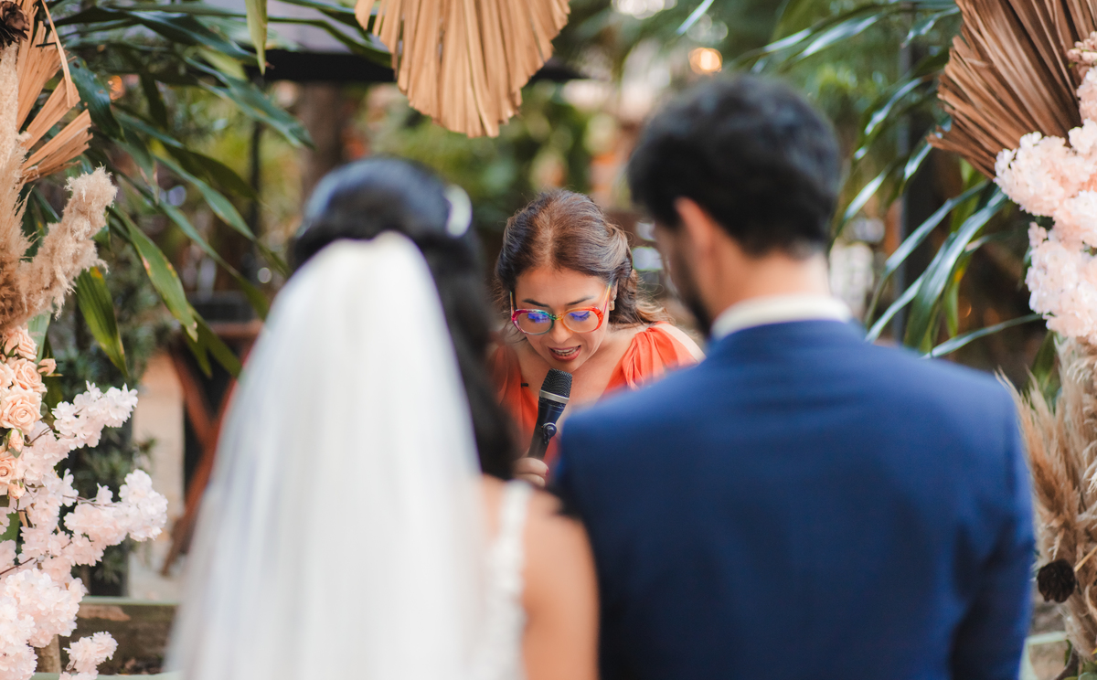 casamento inesquecível emoção sonho realização noiva noivo olhares amor