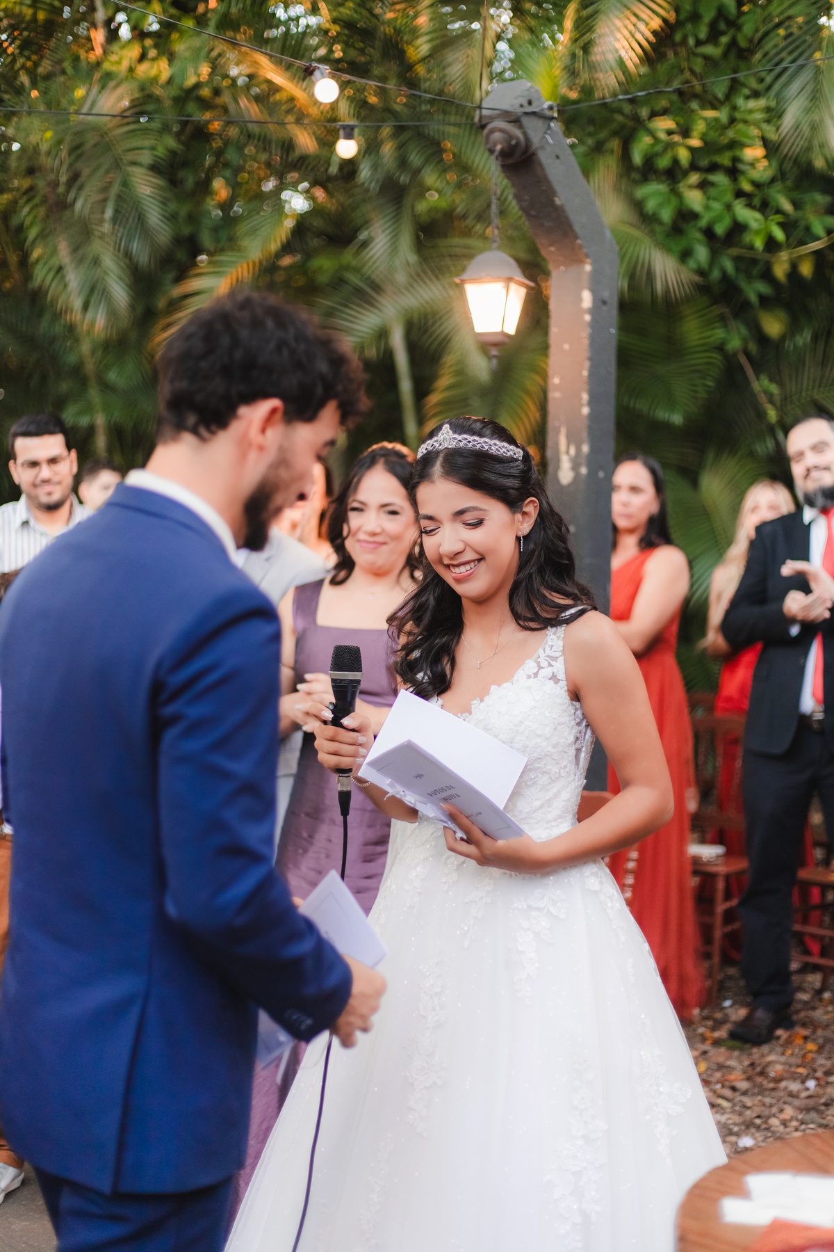 casamento inesquecível emoção sonho realização noiva noivo olhares amor