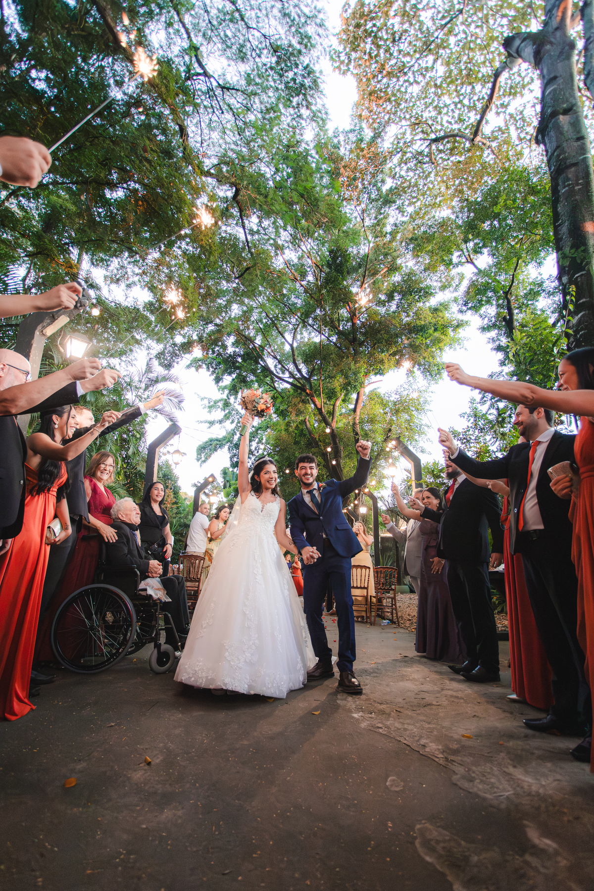 casamento inesquecível emoção sonho realização noiva noivo olhares amor