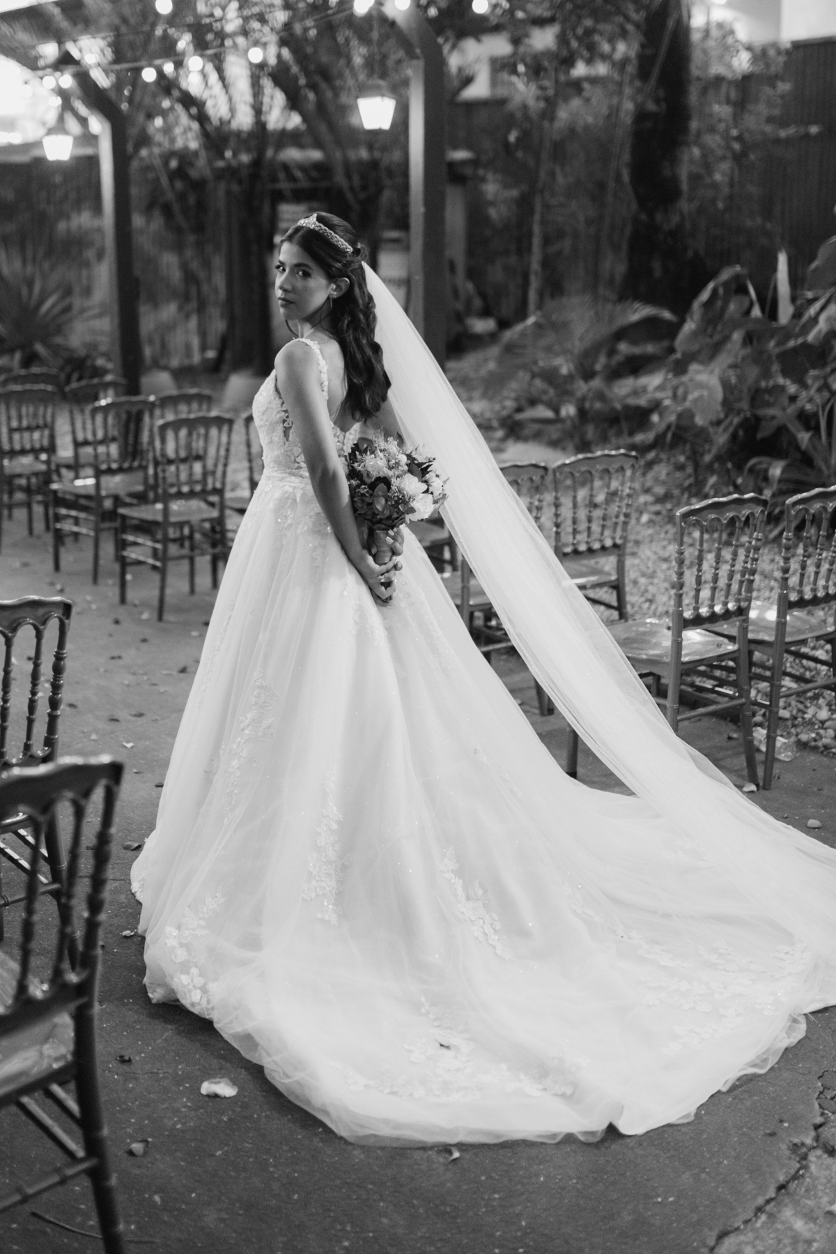 casamento inesquecível emoção sonho realização noiva noivo olhares amor
