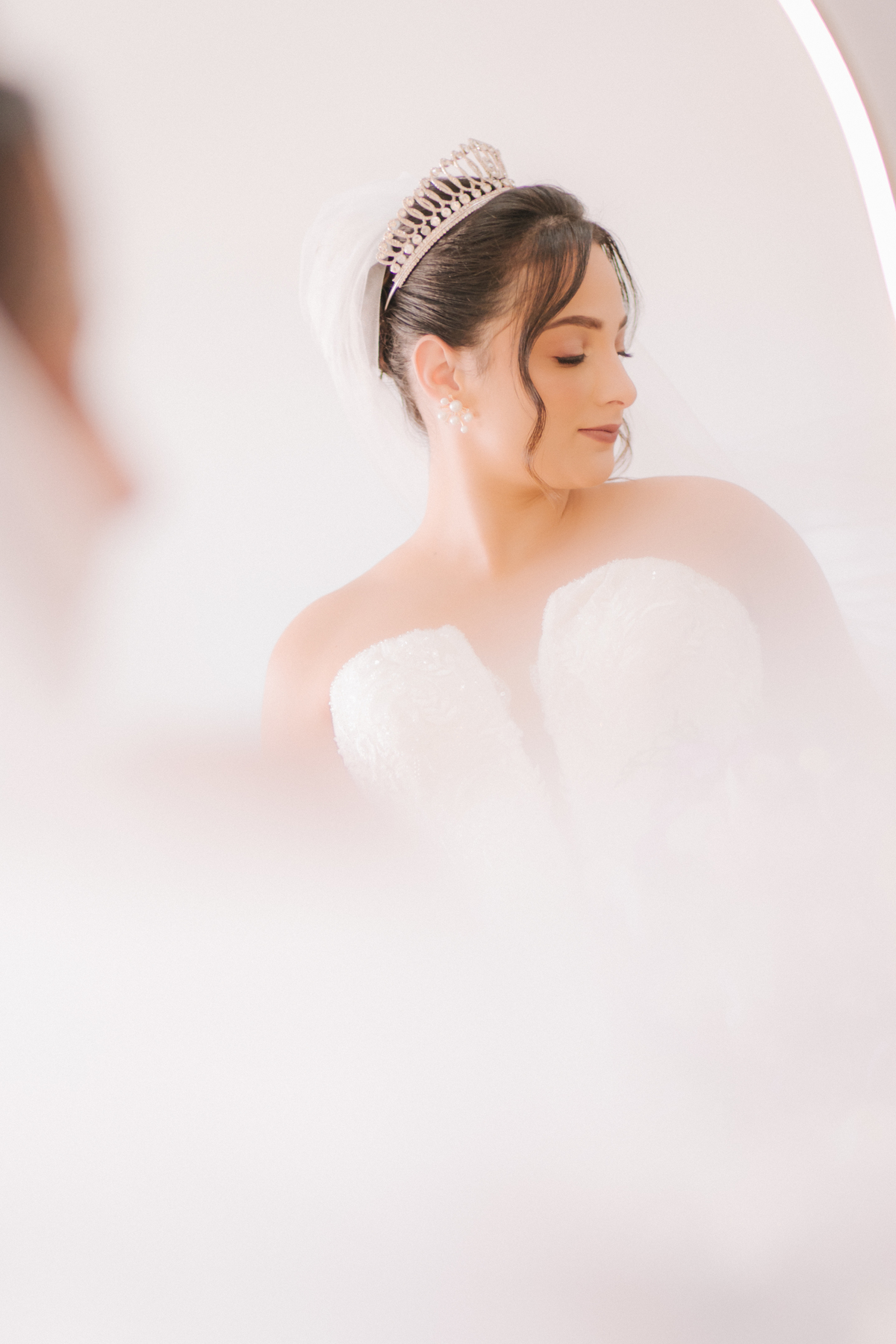 Making of Casamento Noiva Maquiagem Vestido de noiva Buquê de noiva