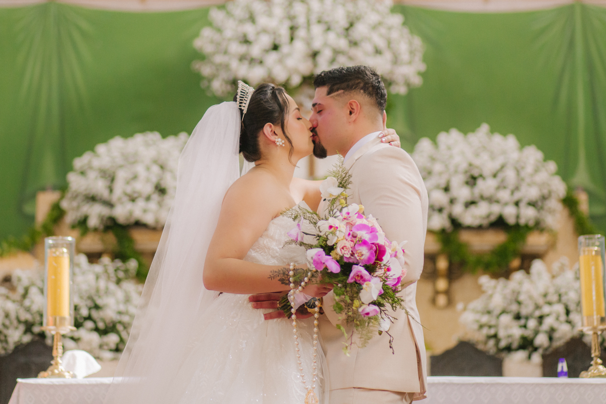 Casamento Noiva Vestido de noiva Buquê de noiva Cerimônia Amor Casamento Inesquecível
