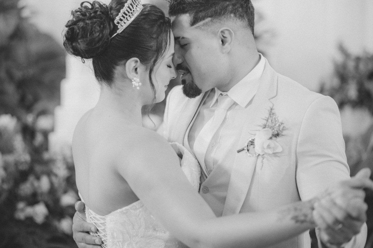 Casamento Noiva Vestido de noiva Buquê de noiva Cerimônia Amor Casamento Inesquecível Festa