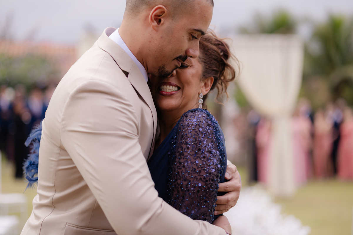 Vestido de Noiva, Casamento, Cerimônia, noiva se arrumando, Casamento sítio campo, Emoção, Inesquecível Casamento, Alegria, aliança de casamento