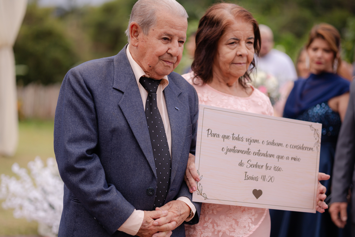 Vestido de Noiva, Casamento, Cerimônia, noiva se arrumando, Casamento sítio campo, Emoção, Inesquecível Casamento, Alegria, aliança de casamento