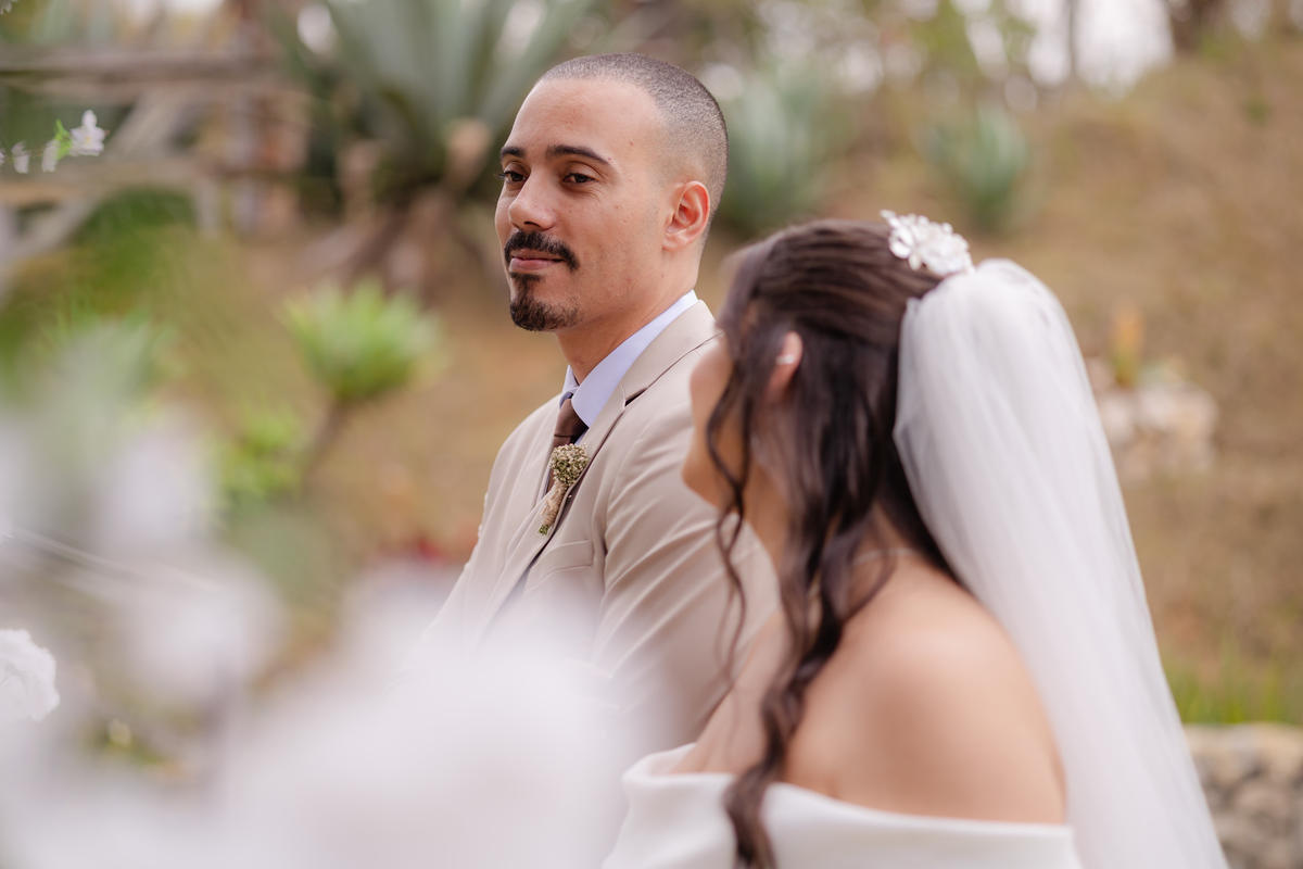 Vestido de Noiva, Casamento, Cerimônia, noiva se arrumando, Casamento sítio campo, Emoção, Inesquecível Casamento, Alegria, aliança de casamento