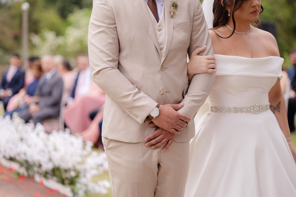 Vestido de Noiva, Casamento, Cerimônia, noiva se arrumando, Casamento sítio campo, Emoção, Inesquecível Casamento, Alegria, aliança de casamento