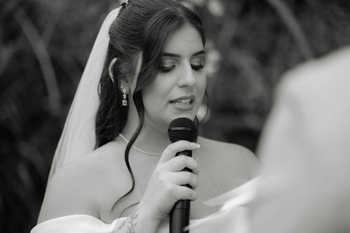 Vestido de Noiva, Casamento, Cerimônia, noiva se arrumando, Casamento sítio campo, Emoção, Inesquecível Casamento, Alegria, aliança de casamento