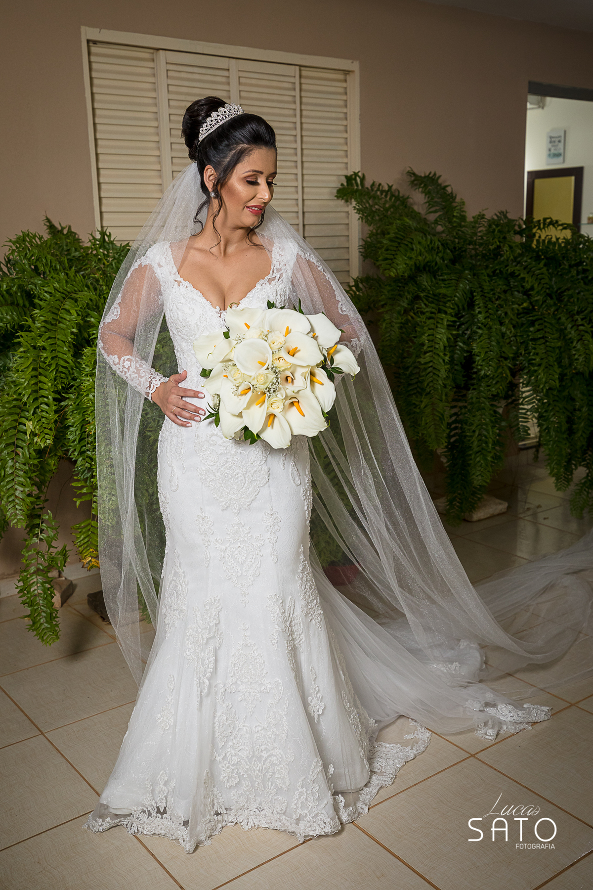 Vestido noiva do casamento em Rio Paranaíba da Juliana e Claudiney