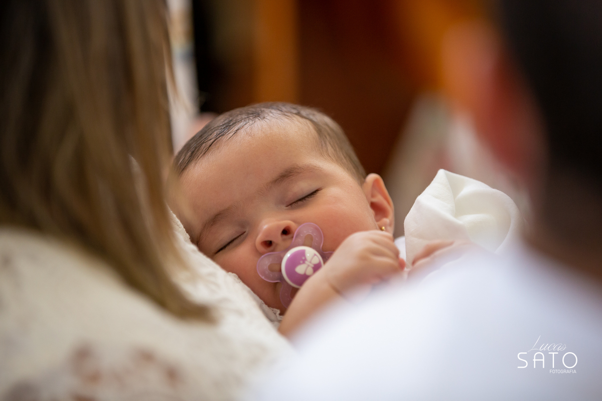 Batismo na Igreja, fotografia de batizado. Fotógrafo de batismo ou batizado. Vestido para batizado.