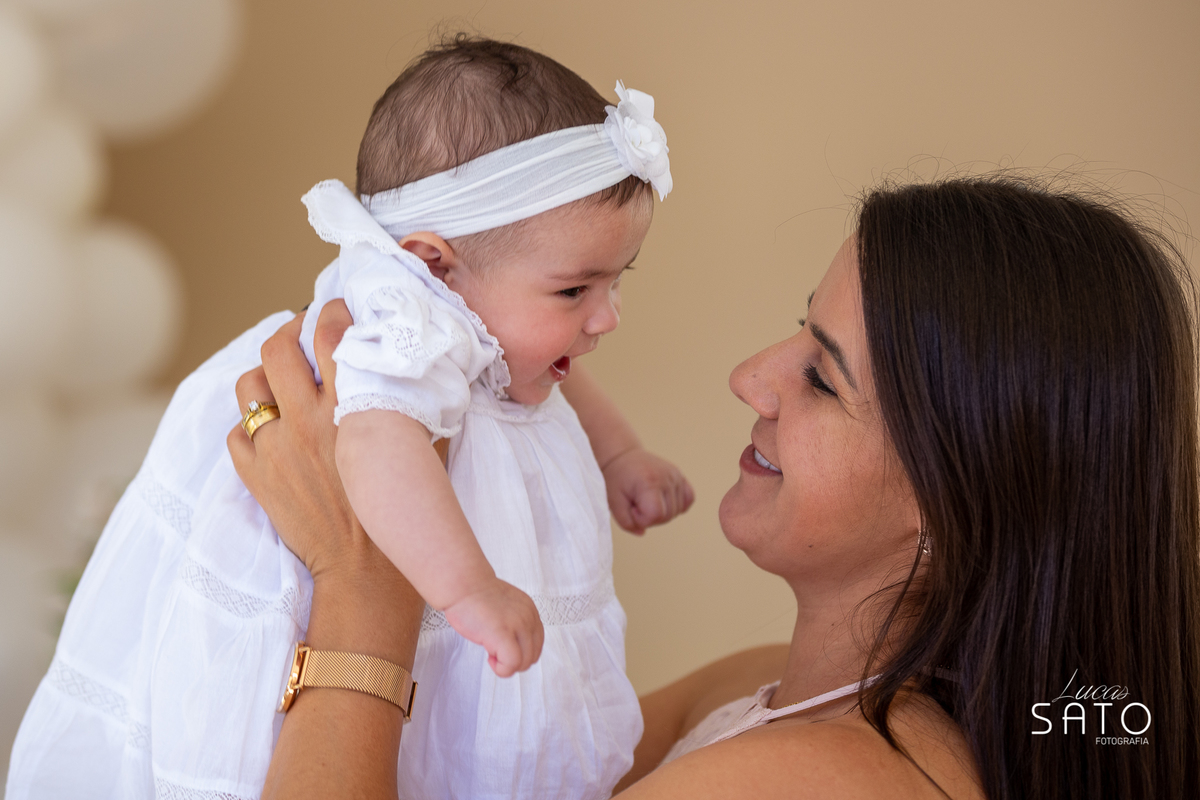 Batismo na Igreja, fotografia de batizado. Fotógrafo de batismo ou batizado. Vestido para batizado.