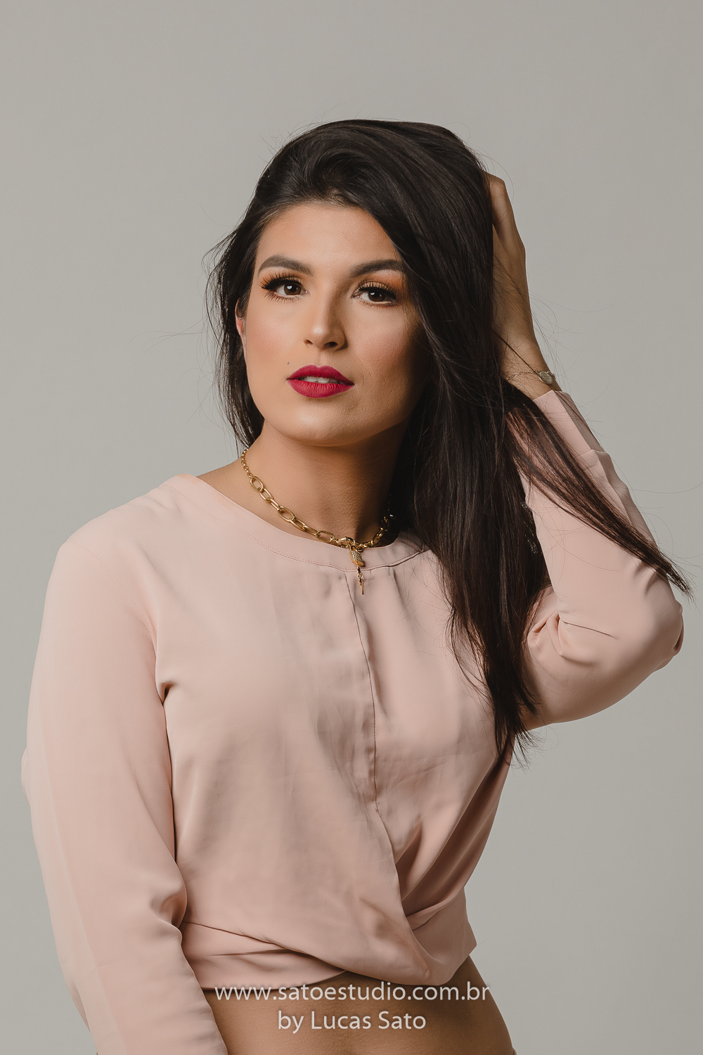 Fotografia feminina em estúdio