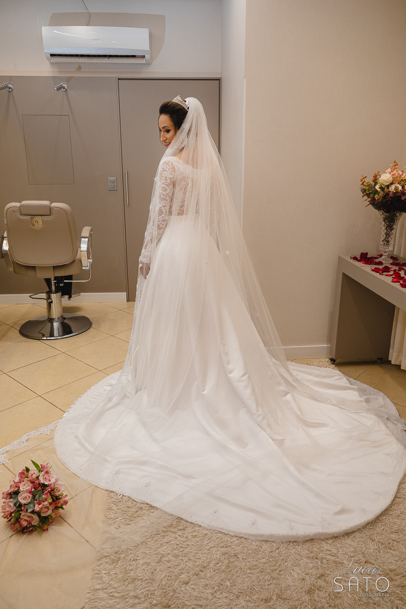 Vestido de noiva para casamento em 2021