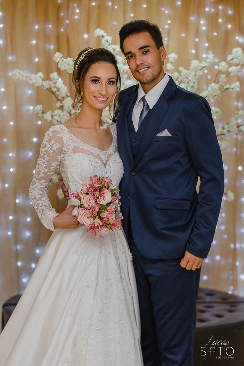 Fotografia de casamento com vestido de noiva realizado em São Gotardo