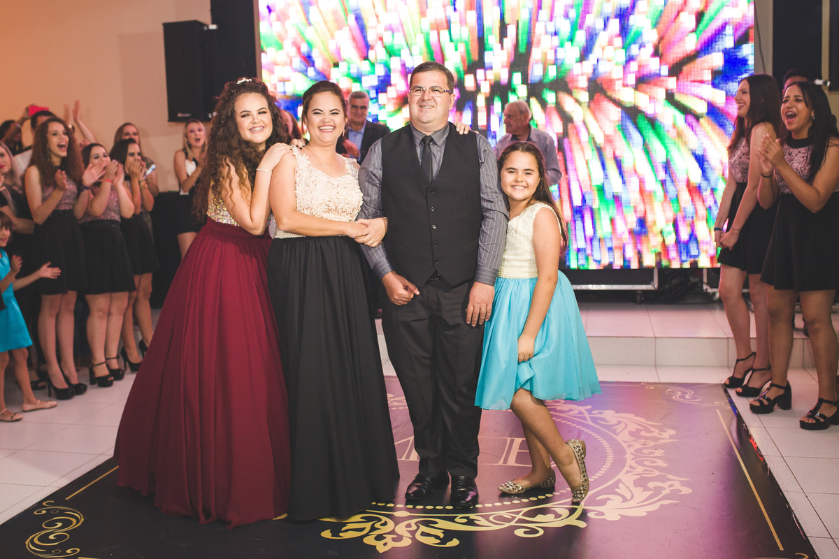 Aniversário 15 anos Isadora Cianorte Paraná Estudio Foco Book Festa fotografia debutante makeup eventos