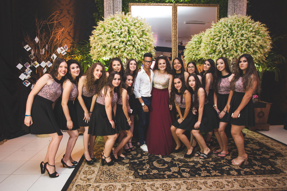 Aniversário 15 anos Isadora Cianorte Paraná Estudio Foco Book Festa fotografia debutante makeup eventos