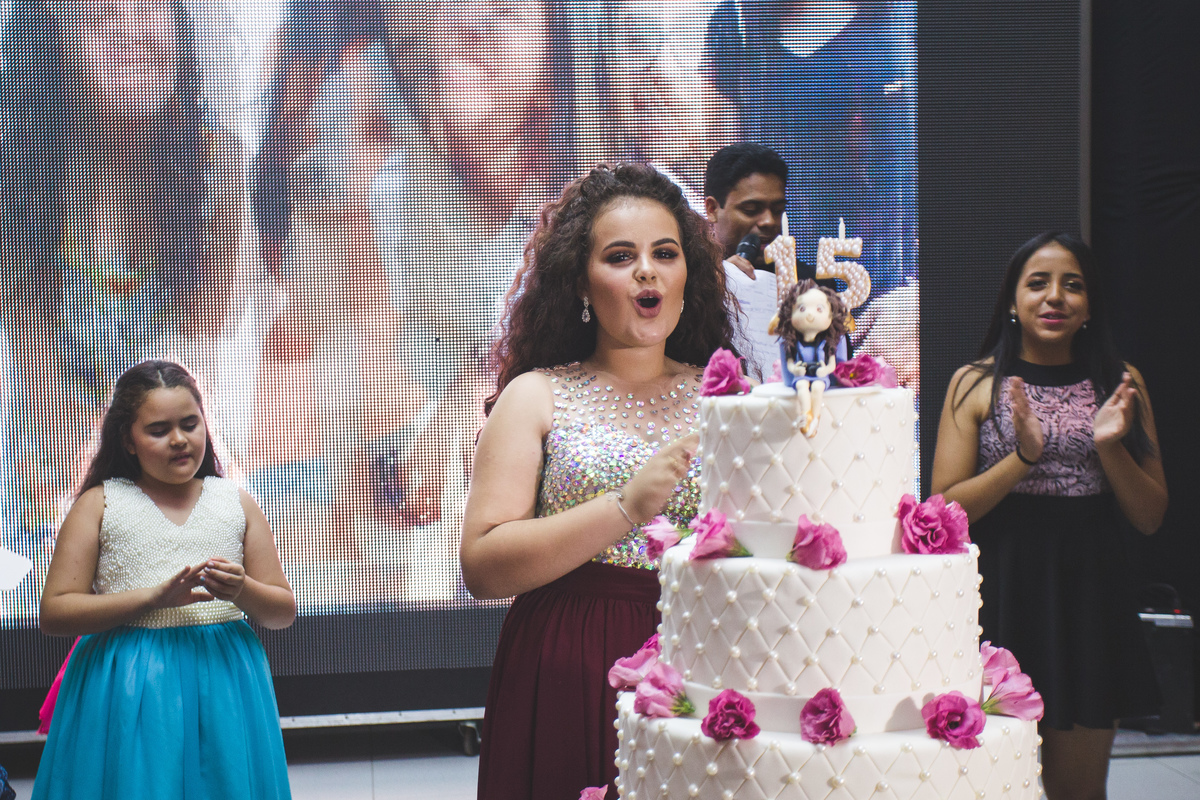 Aniversário 15 anos Isadora Cianorte Paraná Estudio Foco Book Festa fotografia debutante makeup eventos
