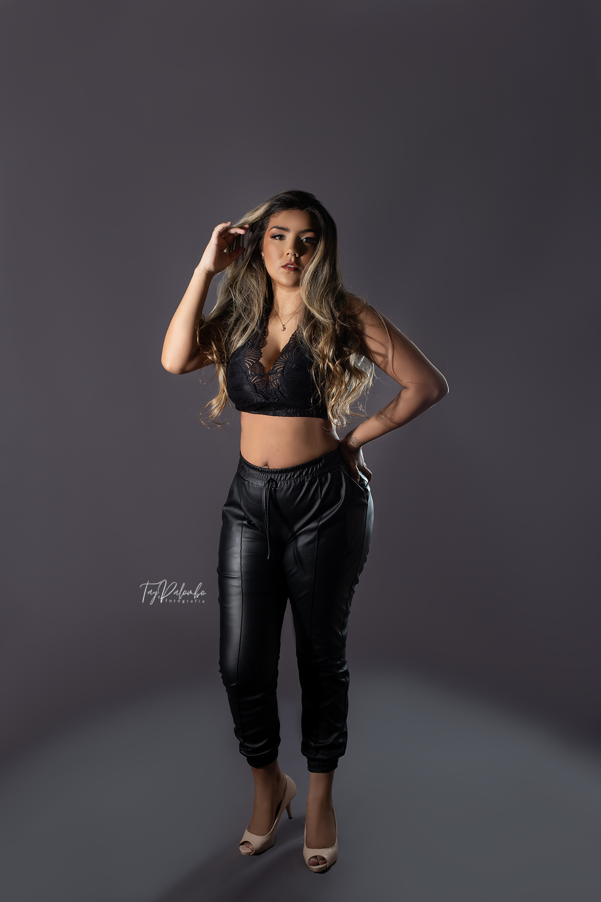 ensaio feminino em estúdio
estúdio em São Bernardo do Campo