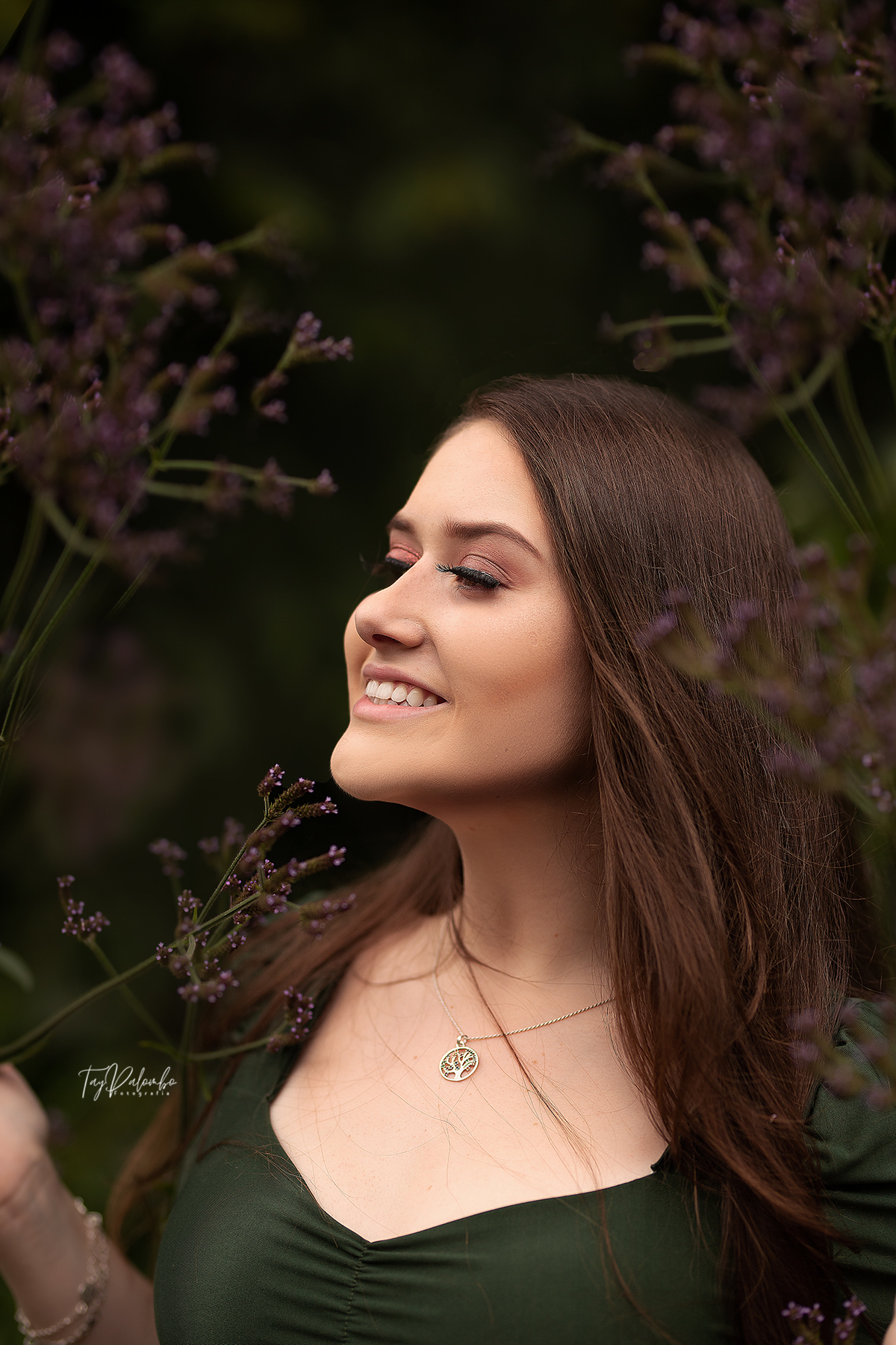 ensaio feminino no campo