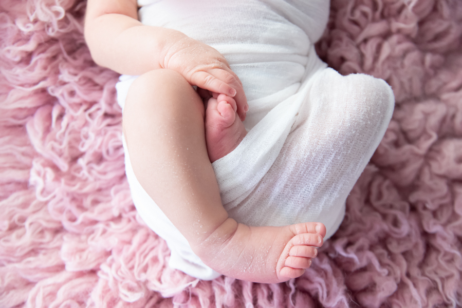 FOTOGRAFIA NEWBORN 
ENSAIO DE RECÉM NASCIDOS
ESTUDIO FOTOGRÁFICO
FRANCA SP