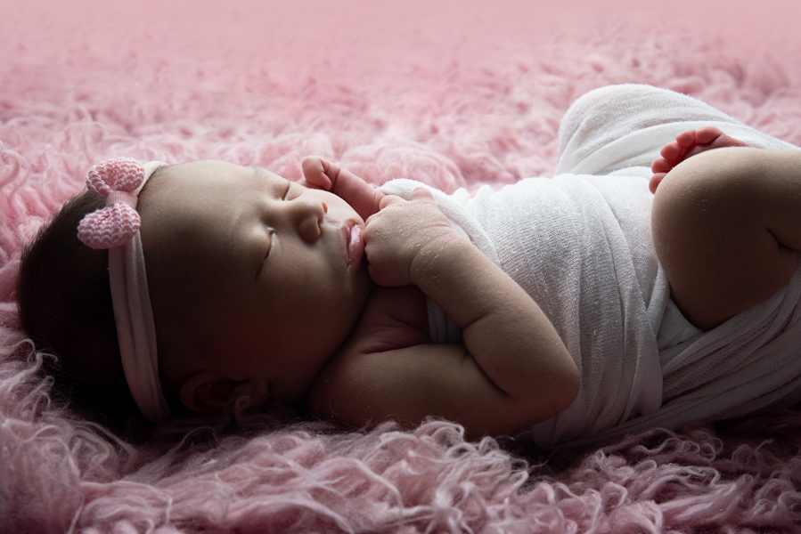 ESTUDIO MAIRA HELENA 
ENSAIO DE RECÉM NASCIDO
ENSAIO DE BEBÊS
FRANCA SP 
ESTUDIO FOTOGRAFICO