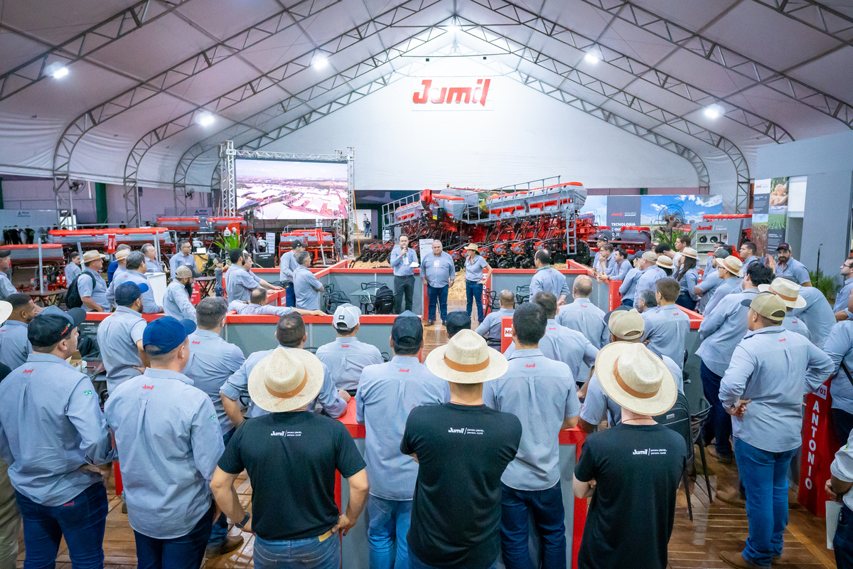 cobertura-fotografica-stand-jumil-na-agrishow-2024