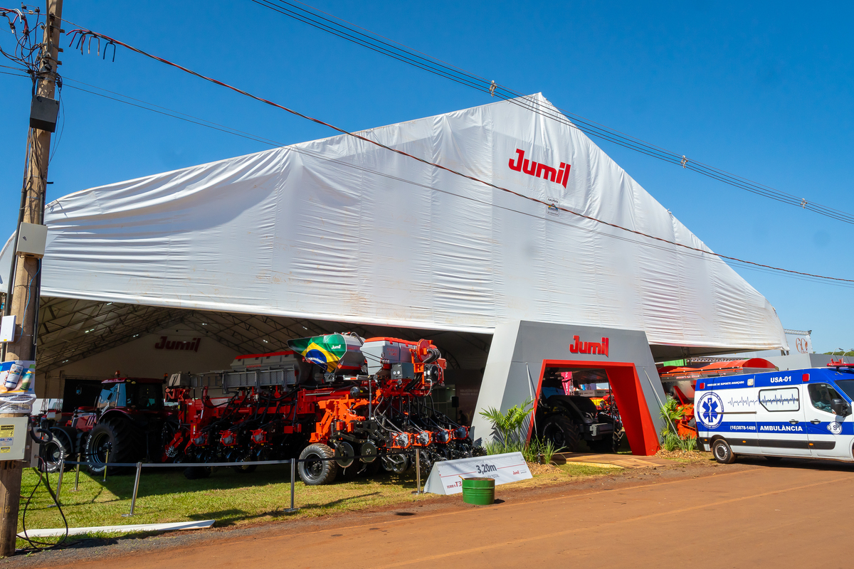 cobertura-fotografica-stand-jumil-na-agrishow-2024