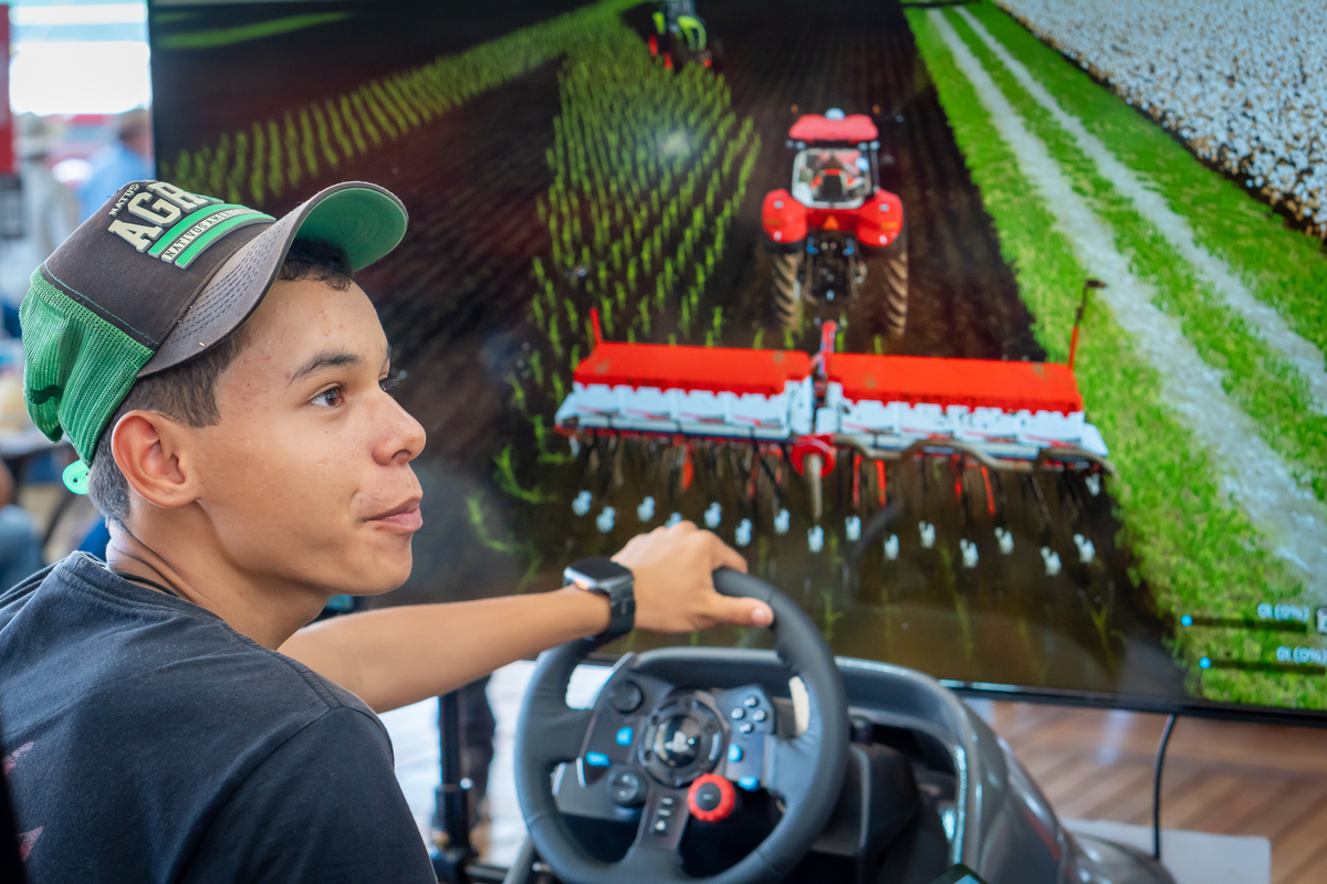 cobertura-fotografica-stand-jumil-na-agrishow-2024